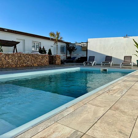 Villa Residencial El Guaidil Triquivijate Exteriér fotografie